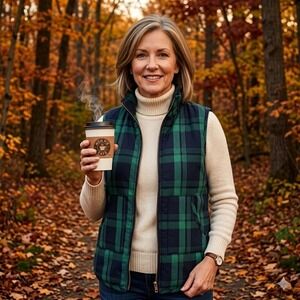Mud Pie Womens Plaid Quilted Vest Green Navy Size S (4-6) Puffer Zip Pockets NWT